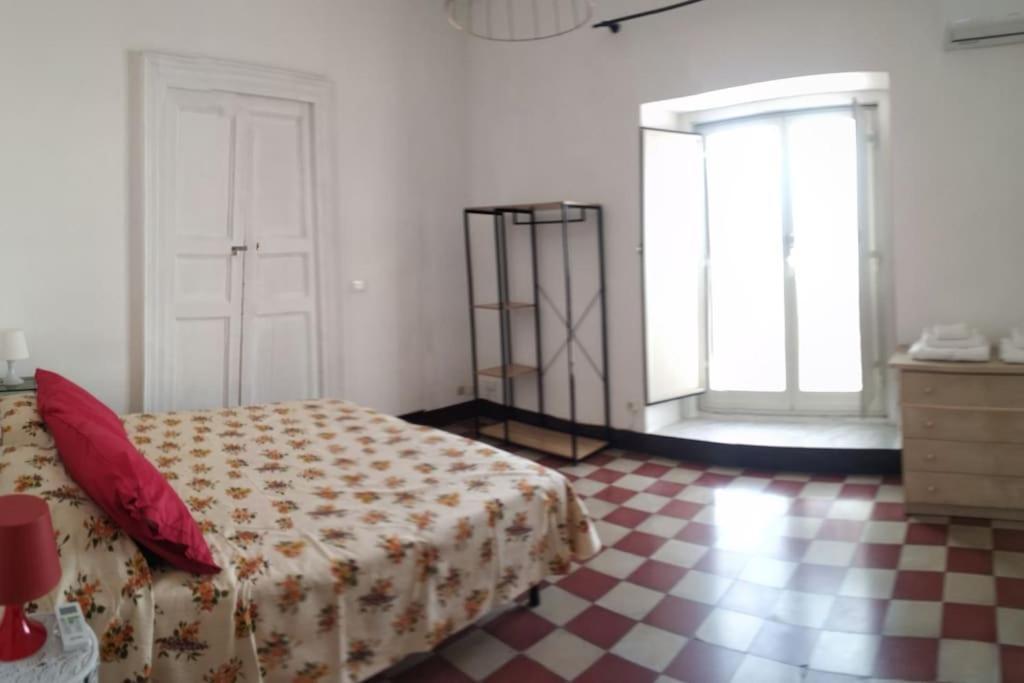 Life In Station Apartment Catania Bagian luar foto